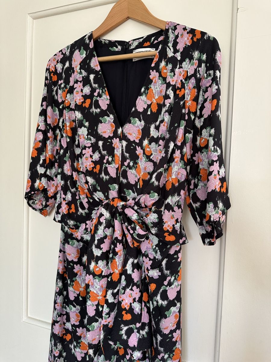Essentiel Antwerp Vestiti: Essentiel Antwerp Kleid – Nuovo (secondo la descrizione) da Zollikon venduto da _M65_ 2