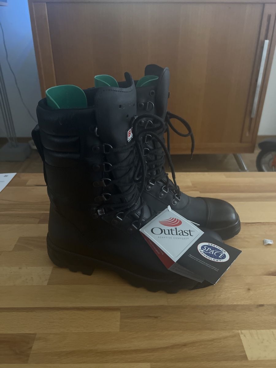 Scarpe da uomo: BOTTE DE TRAVAIL DE QUALITÉ BOS SYSTÈME – Nuovo (secondo la descrizione) da Brügg BE venduto da traindenuit 1