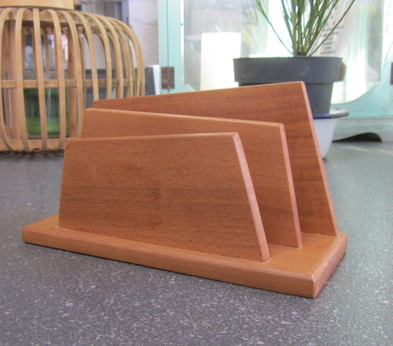 Altro in Decorazioni & Accessori: Mid Century Briefhalter, Briefständer aus Holz – Usato da Bischofszell venduto da raika 4