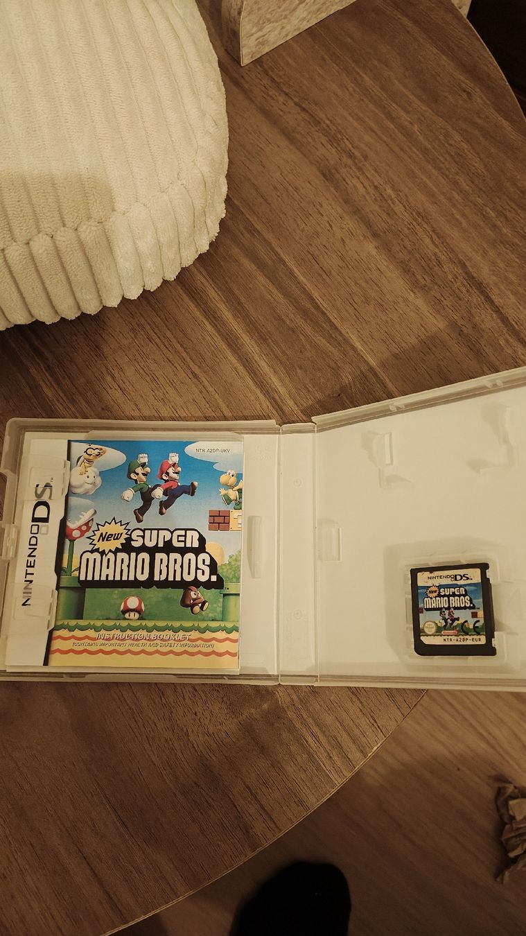 Nintendo Giochi: Nintendo DS New Super Mario Bros – Usato da Montagnola venduto da mattbert86 1