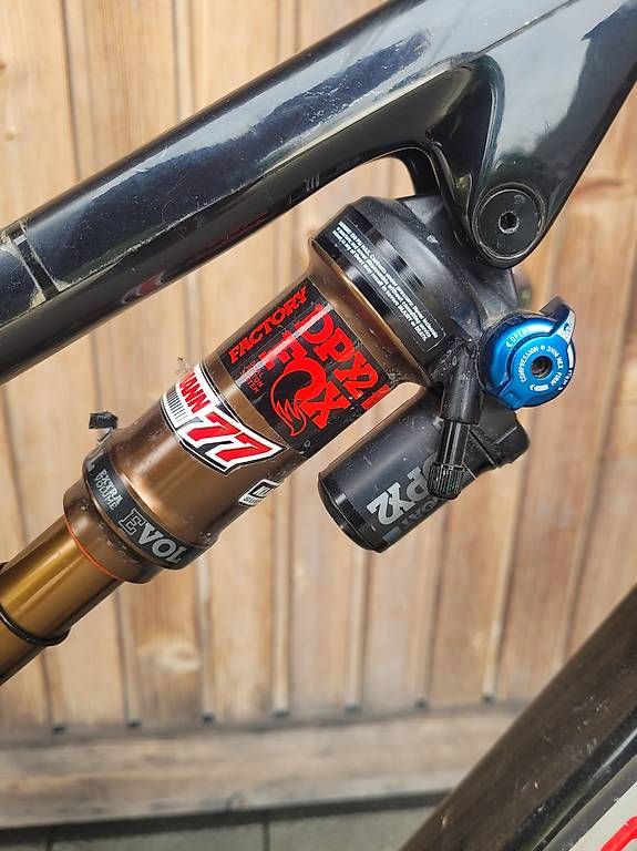 Biciclette: Rocky Mountain Altitude Carbon 90 2018 – Usato da Vallamand venduto da meersou 2