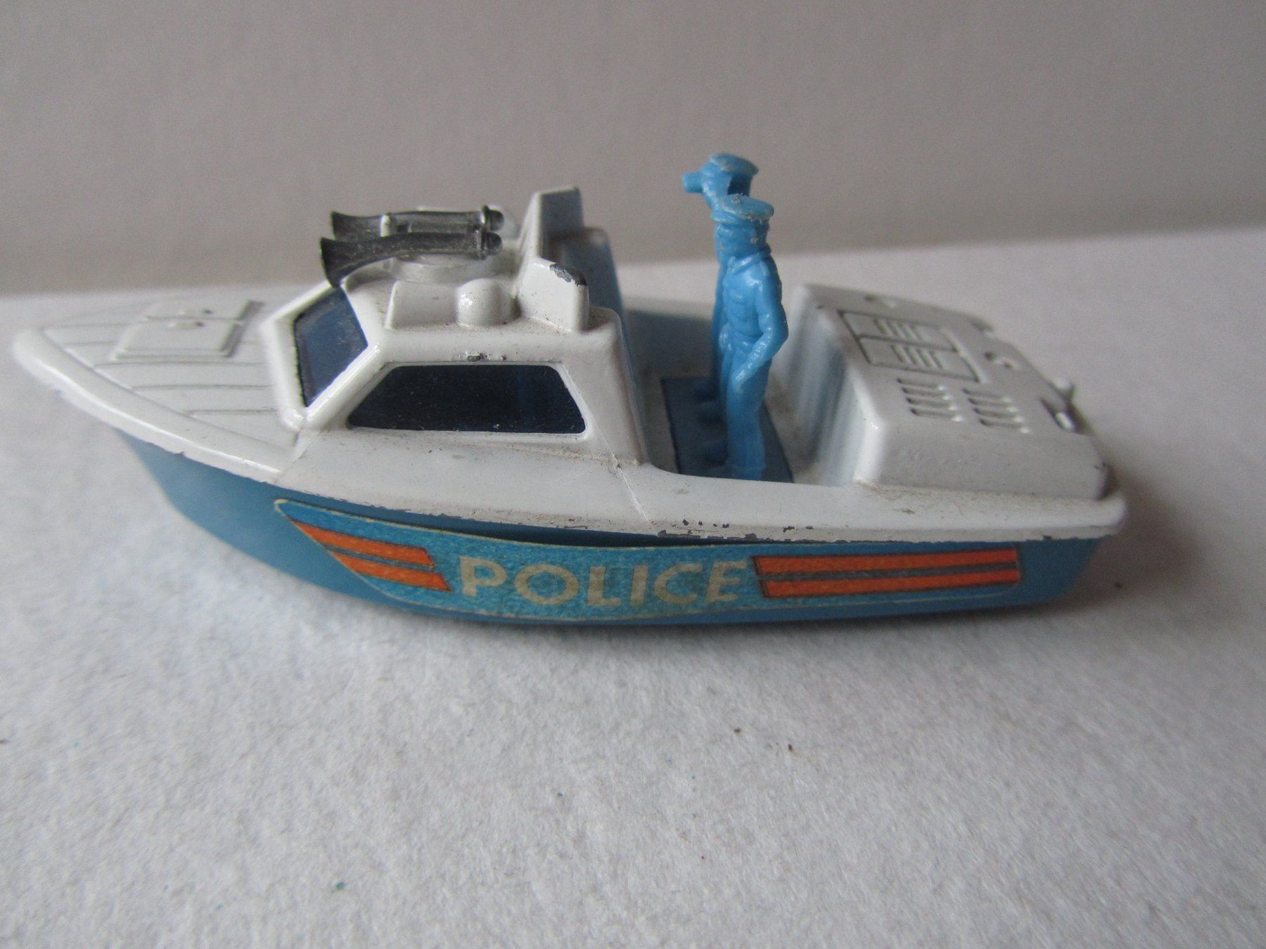 Matchbox Voitures modèles: Police Launch, Matchbox Superfast, Nr. 52B – D'occasion à Weiningen ZH par dietsch57