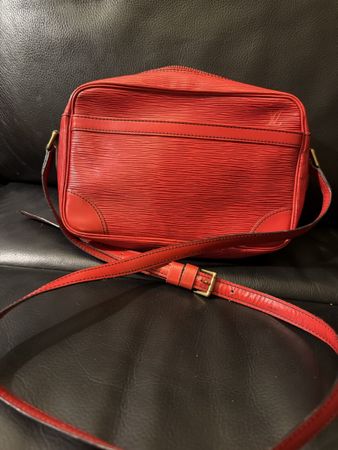 Sac Louis Vuitton rouge vintage - Trocadéro