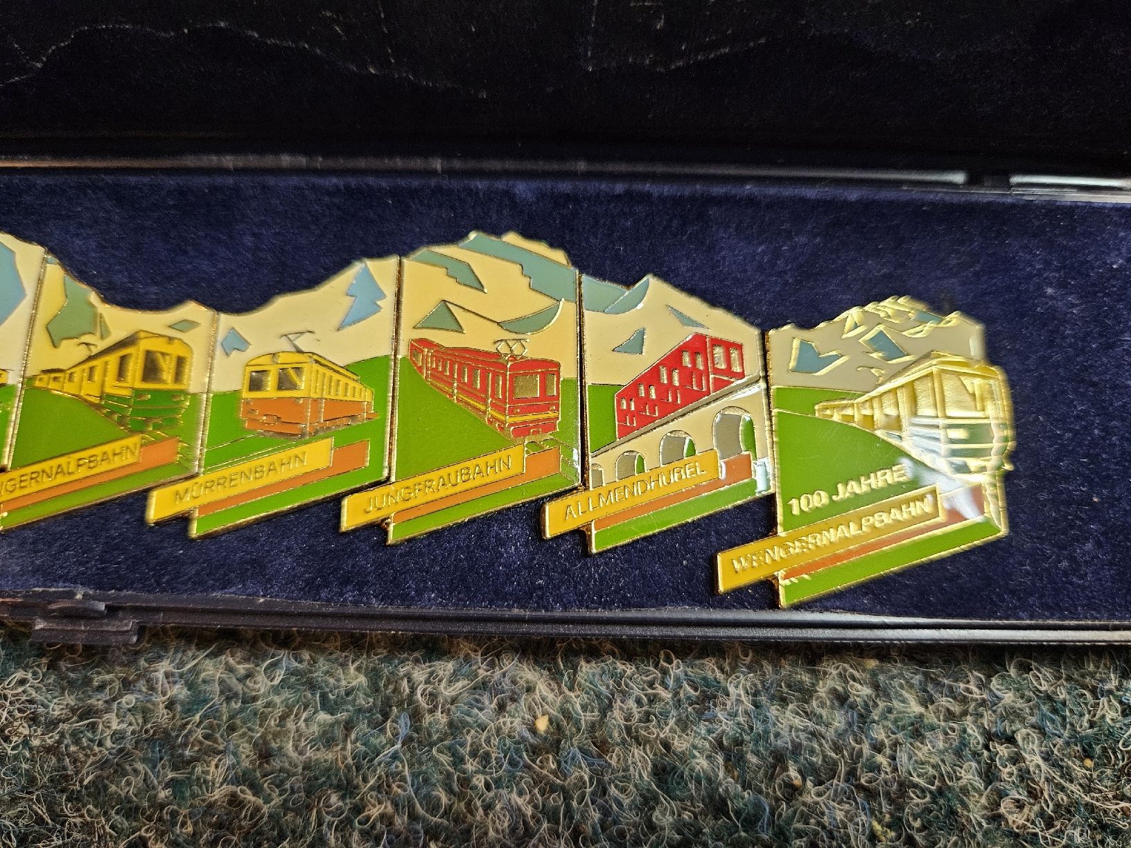 Placchette & Badge: Pin Jungfrauregion – Usato da Haslen GL venduto da Sandra40 2