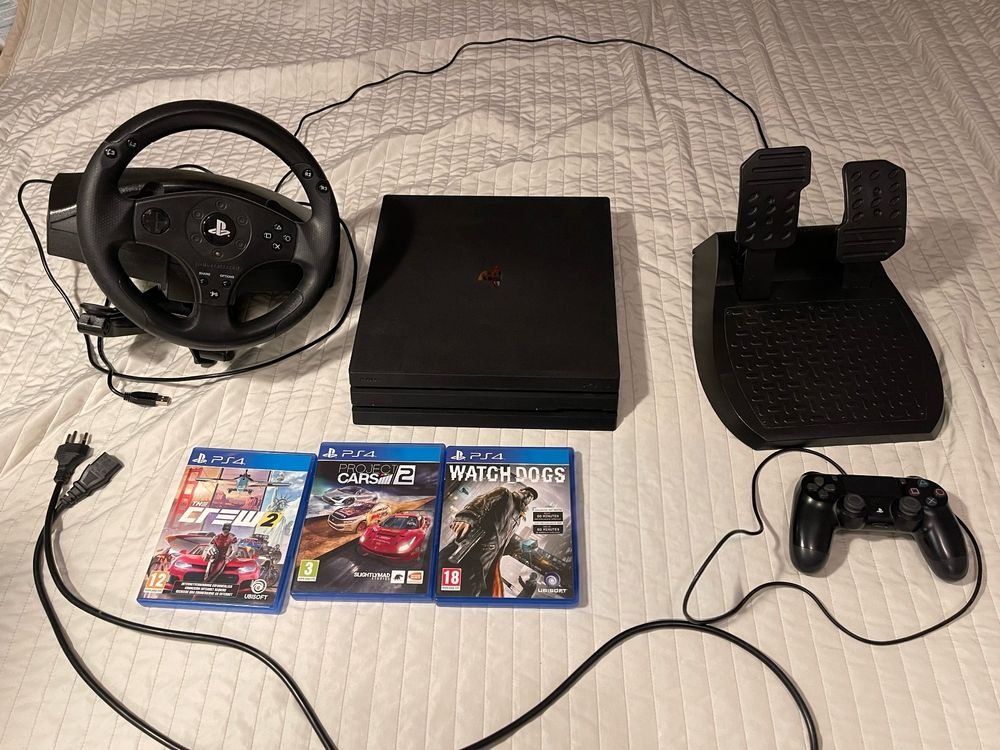 Sony Console: Playstation 4 Pro + 3 Games + Thrustmaster T80 – Usato da Estavayer-le-Lac venduto da zajarski