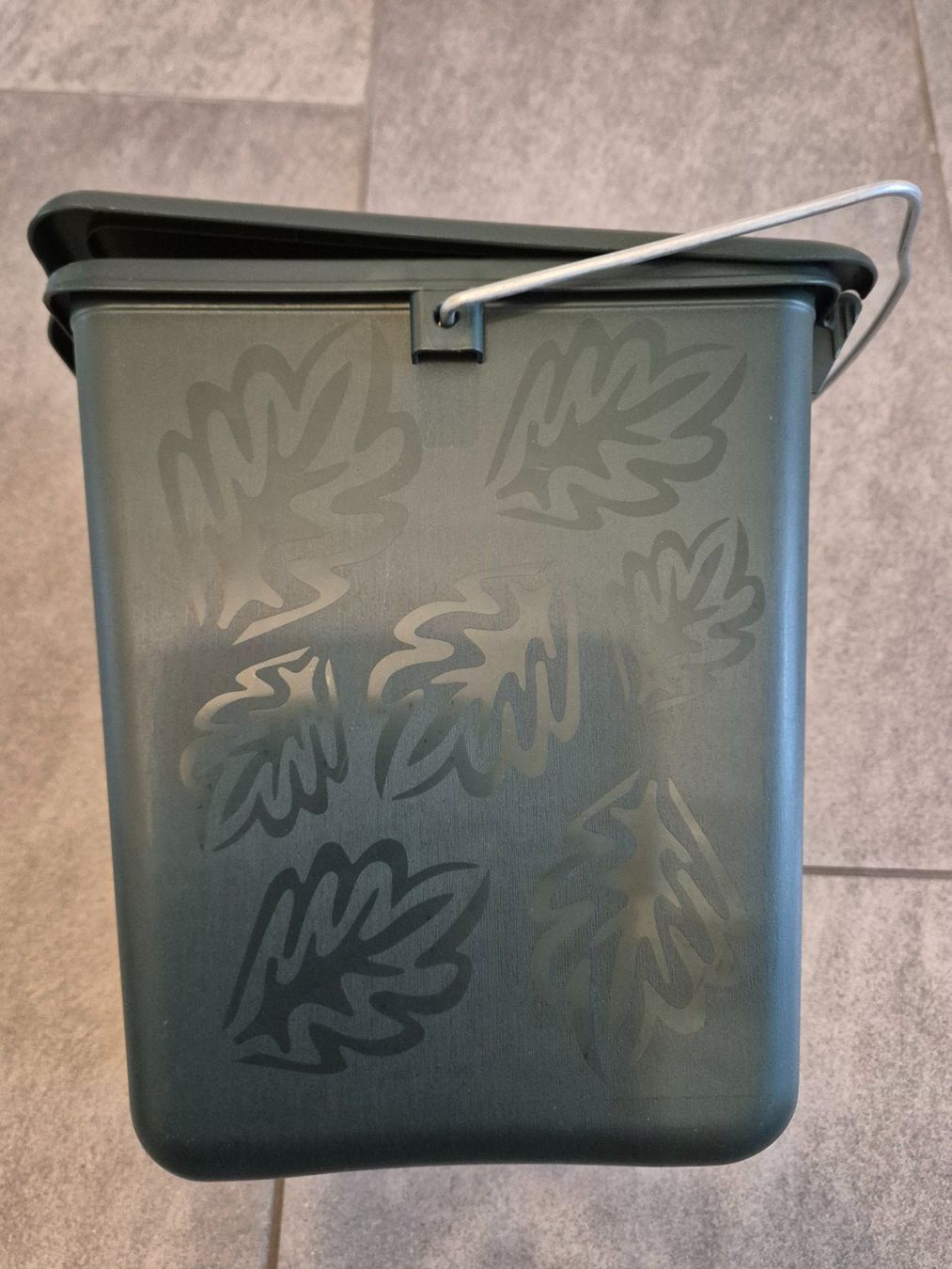 Rotho Cestini per rifiuti: Rotho Kompost-Eimer Greenline 7 l – Nuovo (secondo la descrizione) da Abtwil SG venduto da Delfine5 6