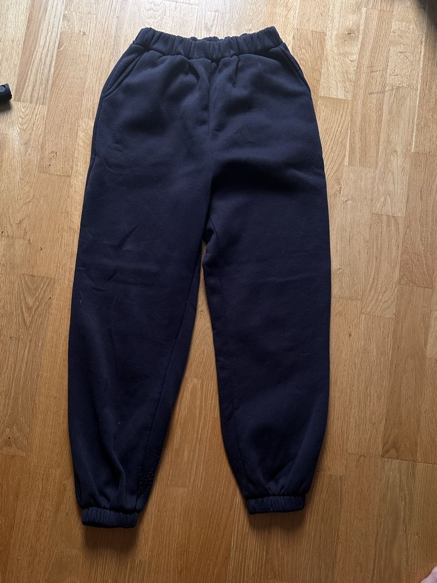 H&M Lots de vêtements: Sportpaket 4 Teile Grösse S  – D'occasion à Zürich par cla_qxx8 1