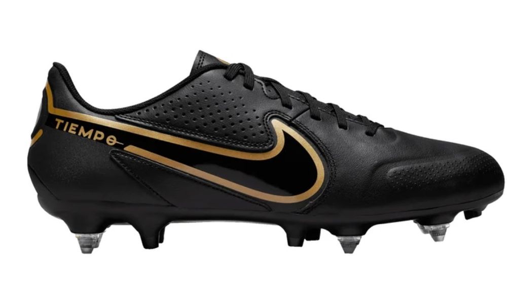 Nike outlet tiempo stollenschuhe