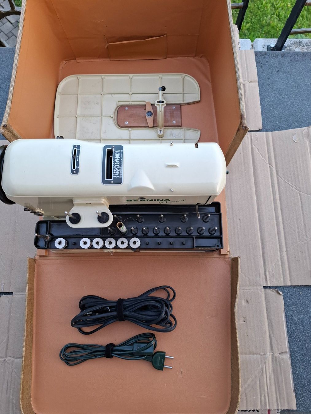 Bernina Nähmaschinen: Gepflegte alte Bernina Nähmaschine – Gebraucht aus Weggis von Jhmathis 7