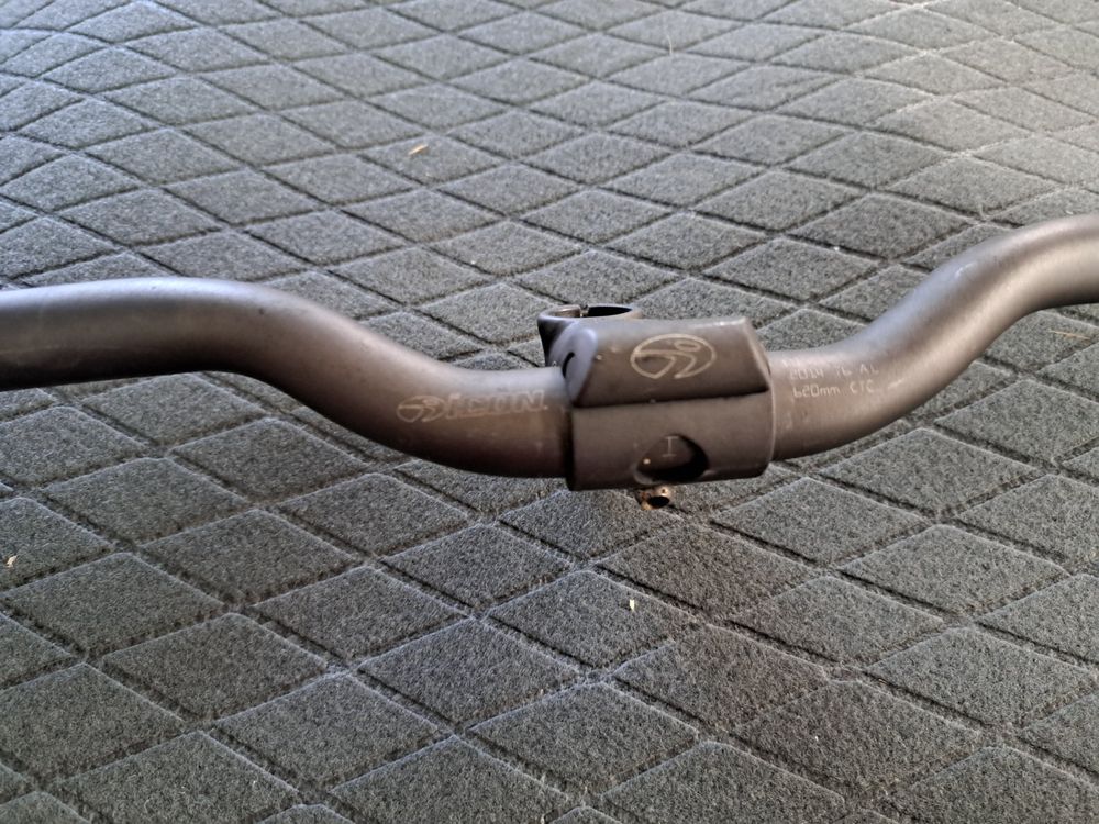 Pièces détachées: Icon Lenker Vorbau ab 6.- – D'occasion à Emmenbrücke par bikesandmore75 1