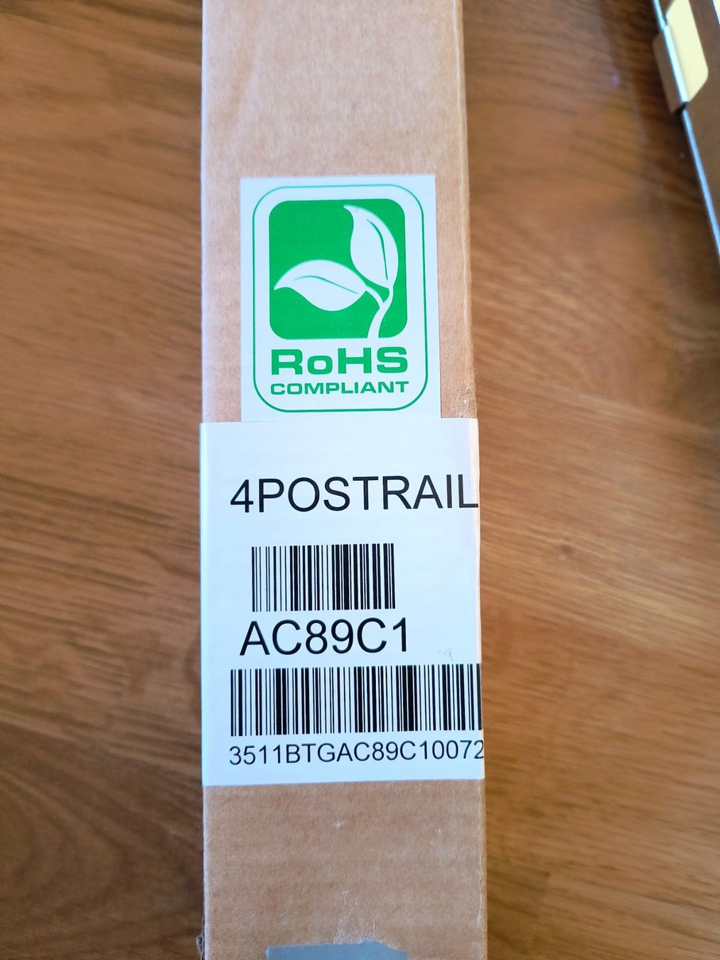 Racks & Ständer: Eaton Tripp Lite 4POSTRAILKIT1U 4-Post Rack-Mount Shelf Kit – Neu (gemäss Beschreibung) aus Grenchen von Charly15011969 3