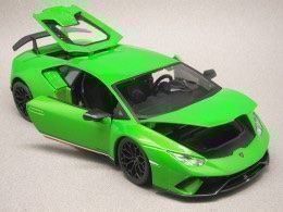 Lamborghini Modellautos: Lamborghini Hurácan Performante 1:18 – Neu und originalverpackt aus Erlenbach im Simmental von Model_box 6