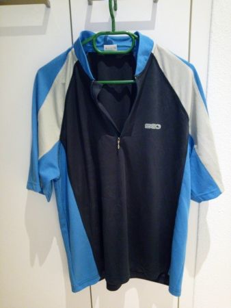 Blaues Funktions T-Shirt, atmungsaktiv, in XL