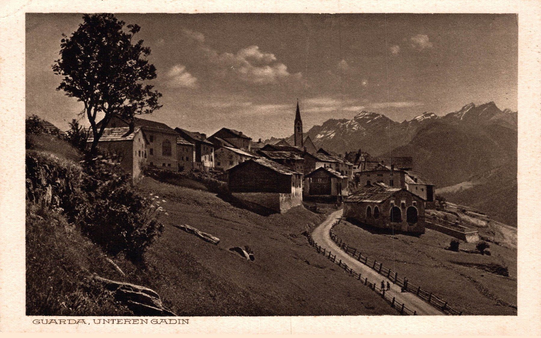 Cartoline postali: Guarda, Unteren Engadin – Usato da Bronschhofen venduto da Astore