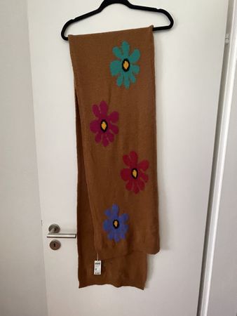 Benetton Wolle Halstuch  NEU