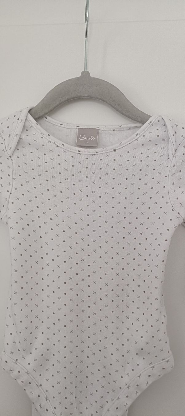 Lotti & Set di vestiti: Baby Set, Body und Strampler, Grösse 74 – Usato da Einigen venduto da Remy83 2