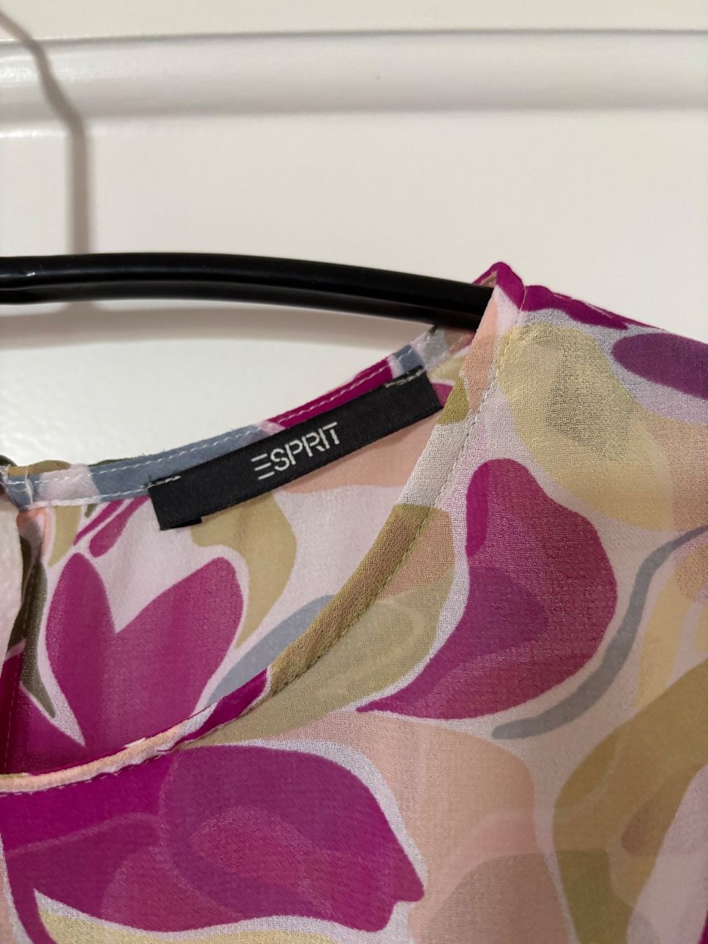 Esprit Robes: Langes, elegantes Sommerkleid von Esprit – D'occasion à Wangen b. Olten par oldies6 5