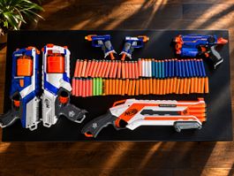 NERF Mega Set – 7 Blaster + viele Darts 🔥