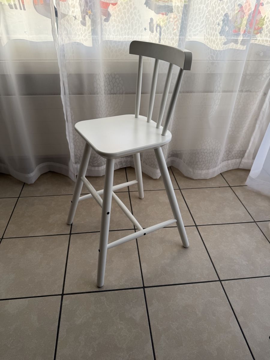 Ikea Chaises: Kinderstühle Ikea – D'occasion à Berneck par milea66 1