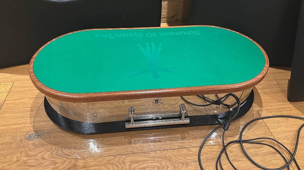 Schumann 3D Massagegeräte: Schumann 3D System – Gebraucht aus Bubikon von Fitdihei