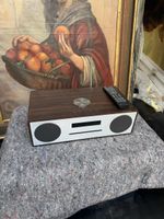 Schöner Retro-Musikplayer / Radio im Vintage-Design