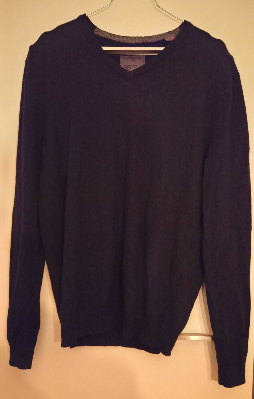 Esprit Pullover & Sweatshirts: Schwarzer Merinowollpullover von Esprit (XL) – Gebraucht aus Wetzikon ZH von nad_8txx 2