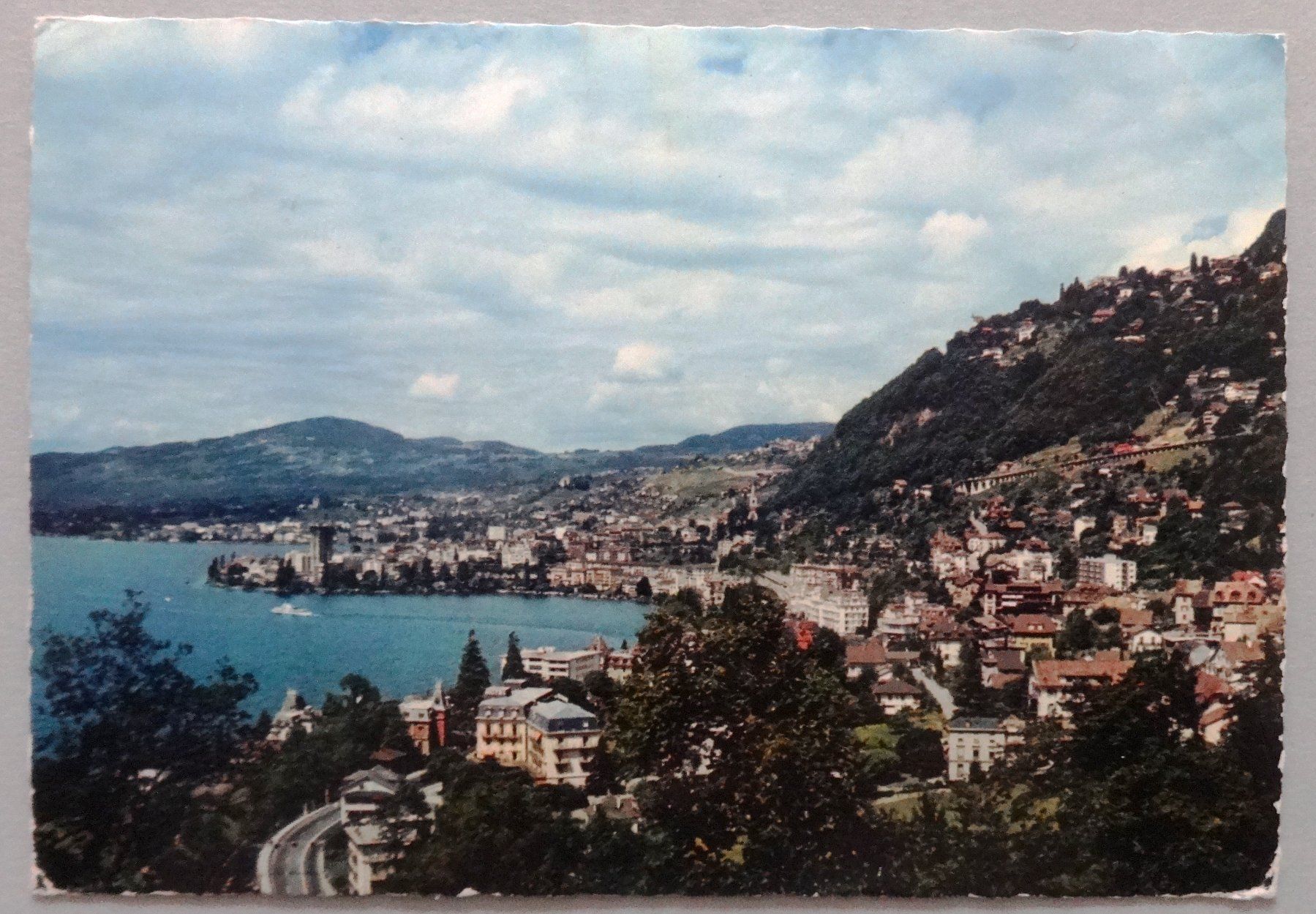 Cartes postales: Montreux - Vue générale – Défectueux à Fétigny par Billy2miny