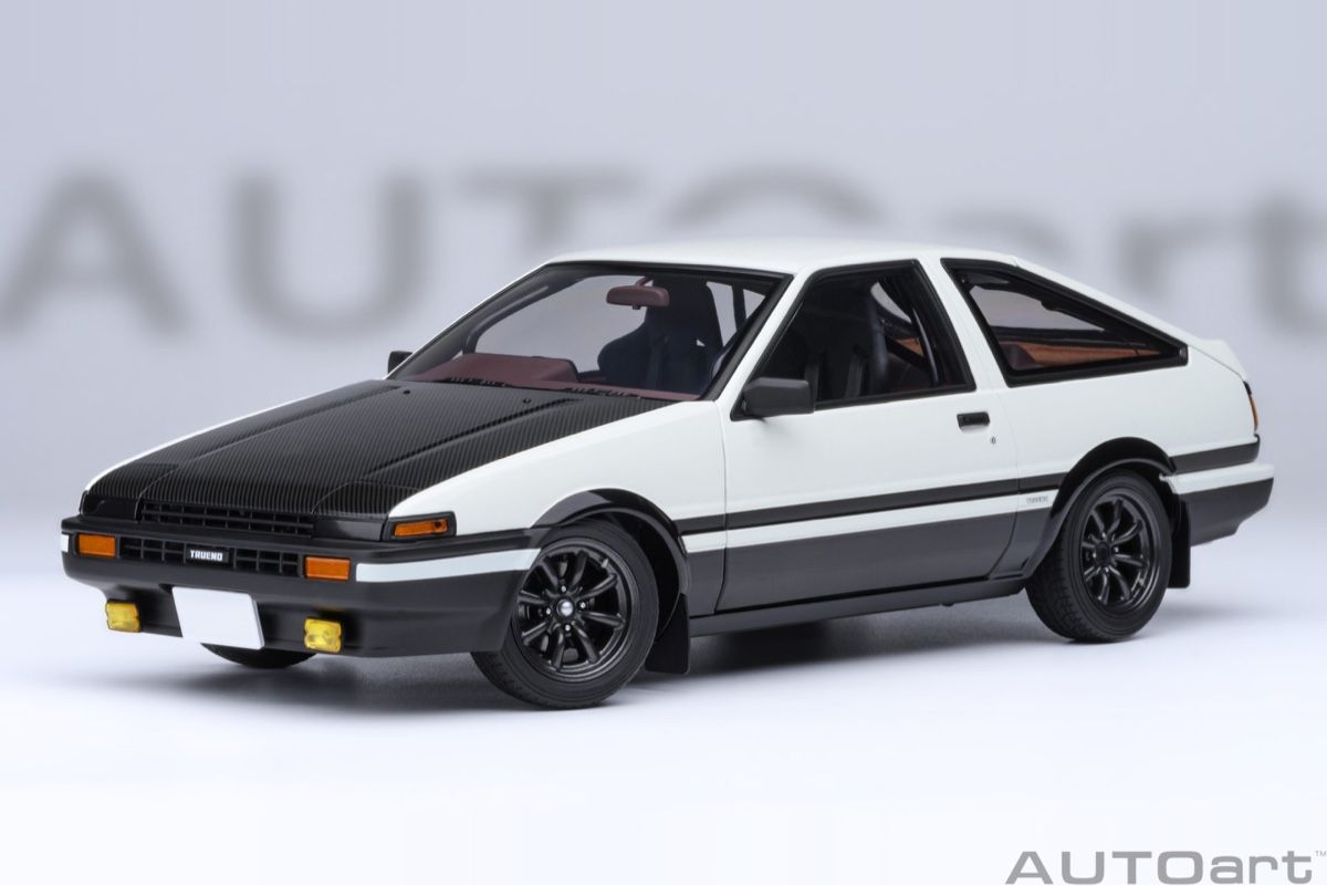 Autoart Modellini d'auto: 1:18 Toyota Sprinter Trueno AE86 Final Version AUTOart – Nuovo e nell'imballaggio originale da Baar venduto da Cai