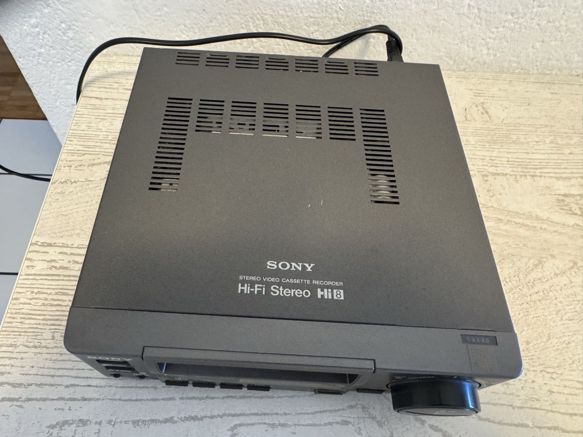 Sony Registratori: Sony ev-c500e hi8 recorder – Usato da Zunzgen venduto da milesdavis76 3