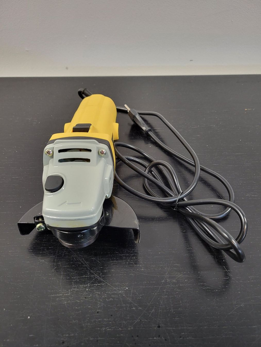 Schleifen & Polieren: Winkelscheifer AG115HW-1 von Krafttech – Neu (gemäss Beschreibung) aus Brügg BE von POU-BELLE 2