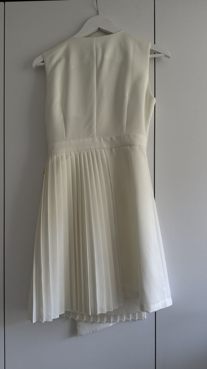 Vestiti: Jovonna London Kleid – Nuovo (secondo la descrizione) da Elsau venduto da fanni.nagy 2