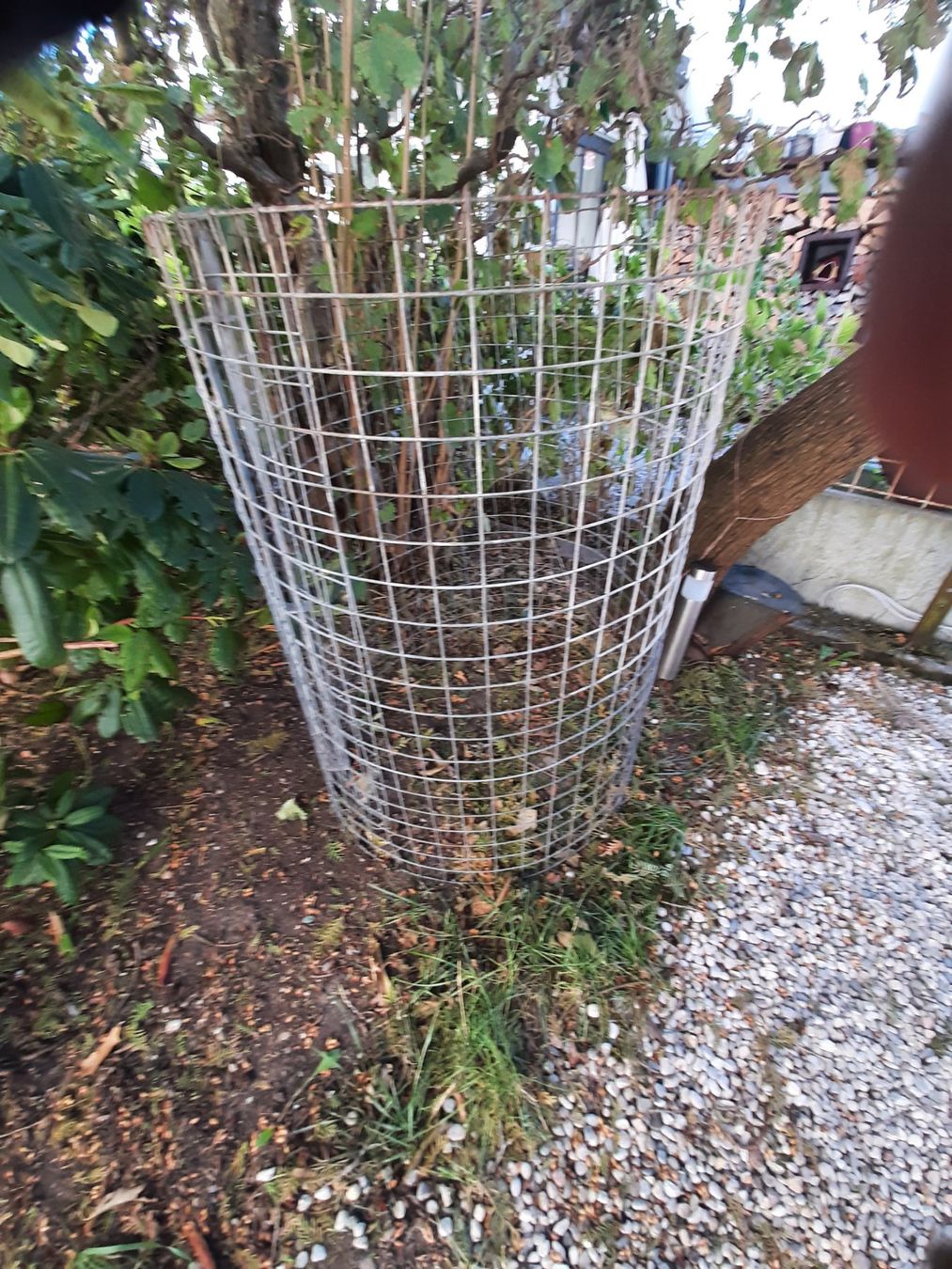 Altro: Kompost Gitter Metall – Usato da Olten venduto da stefanom13 1