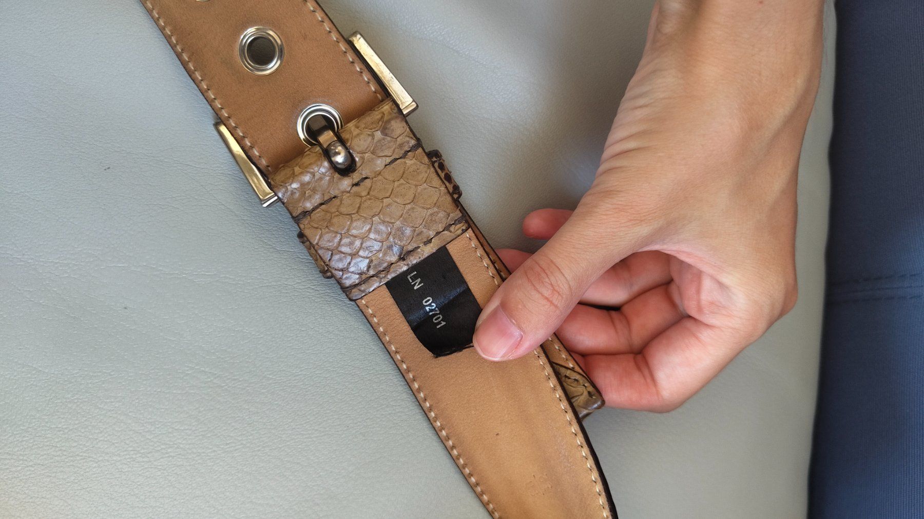 Prada Ceintures: Ceinture en cuir PRADA – D'occasion à Lausanne par clog 5
