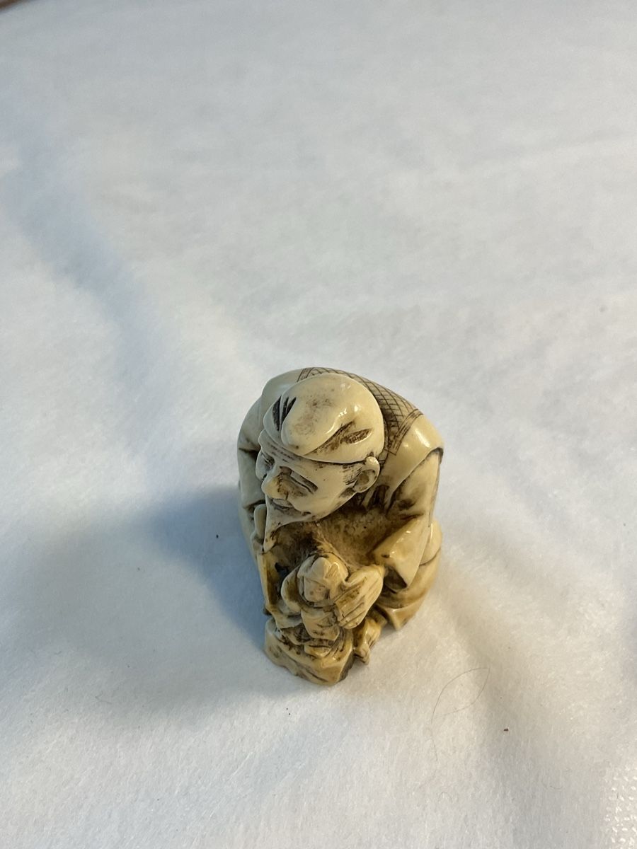 Figurines: Ancien netsuké – D'occasion à Malleray par Robot12 5