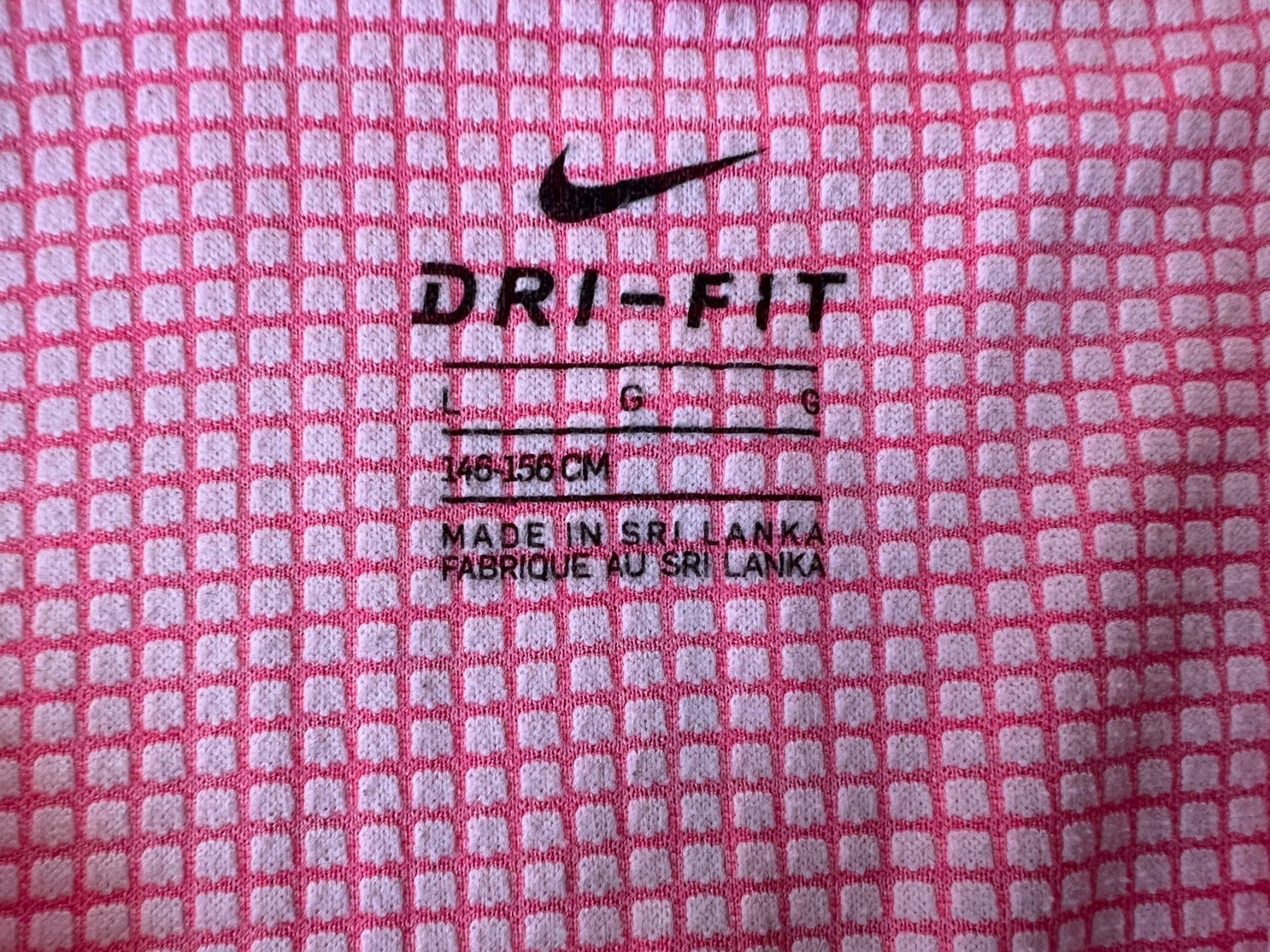 Maglioni & Felpe: Nike Kinder-Sportshirt – Usato da Ettiswil venduto da Ursi33 1