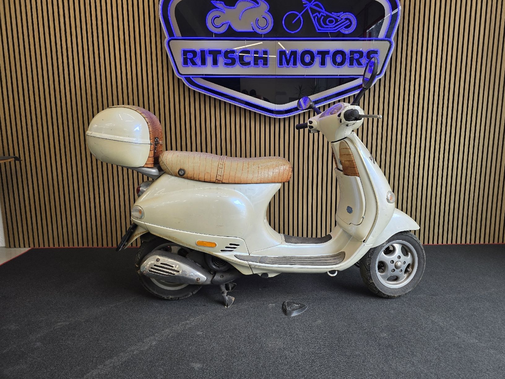 Piaggio Scooter: Piaggio Vespa ET4 – Difettoso da Zizers venduto da Ritsch-Motors