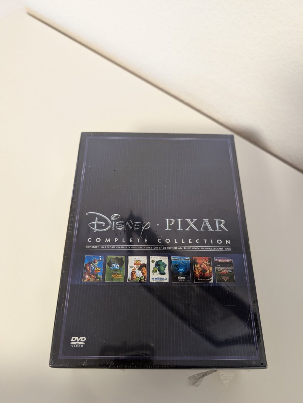 Tutti i DVDs: DISNEY Pixar Complete Collection 10 DVDs Set – Nuovo e nell'imballaggio originale da Zürich venduto da Good_old_days