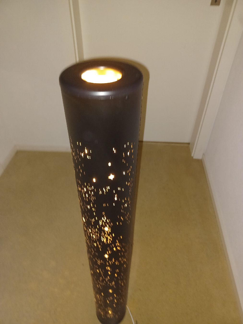 Lampade: Stehlampe Sternchen,Kinderzimmer,  schwarz, – Nuovo (secondo la descrizione) da Buchberg venduto da Tschosie 1