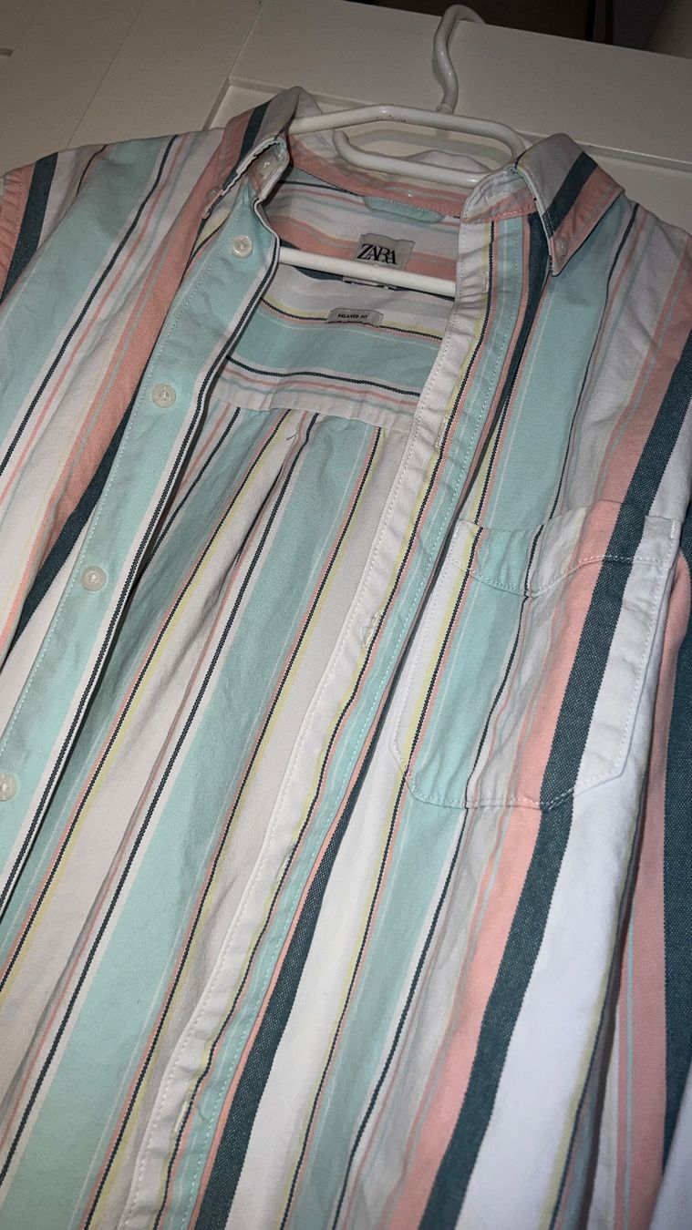 Zara Blusen: • Gestreifte Bluse / Jacke von Zara • – Gebraucht aus Basel von mendoza13 1
