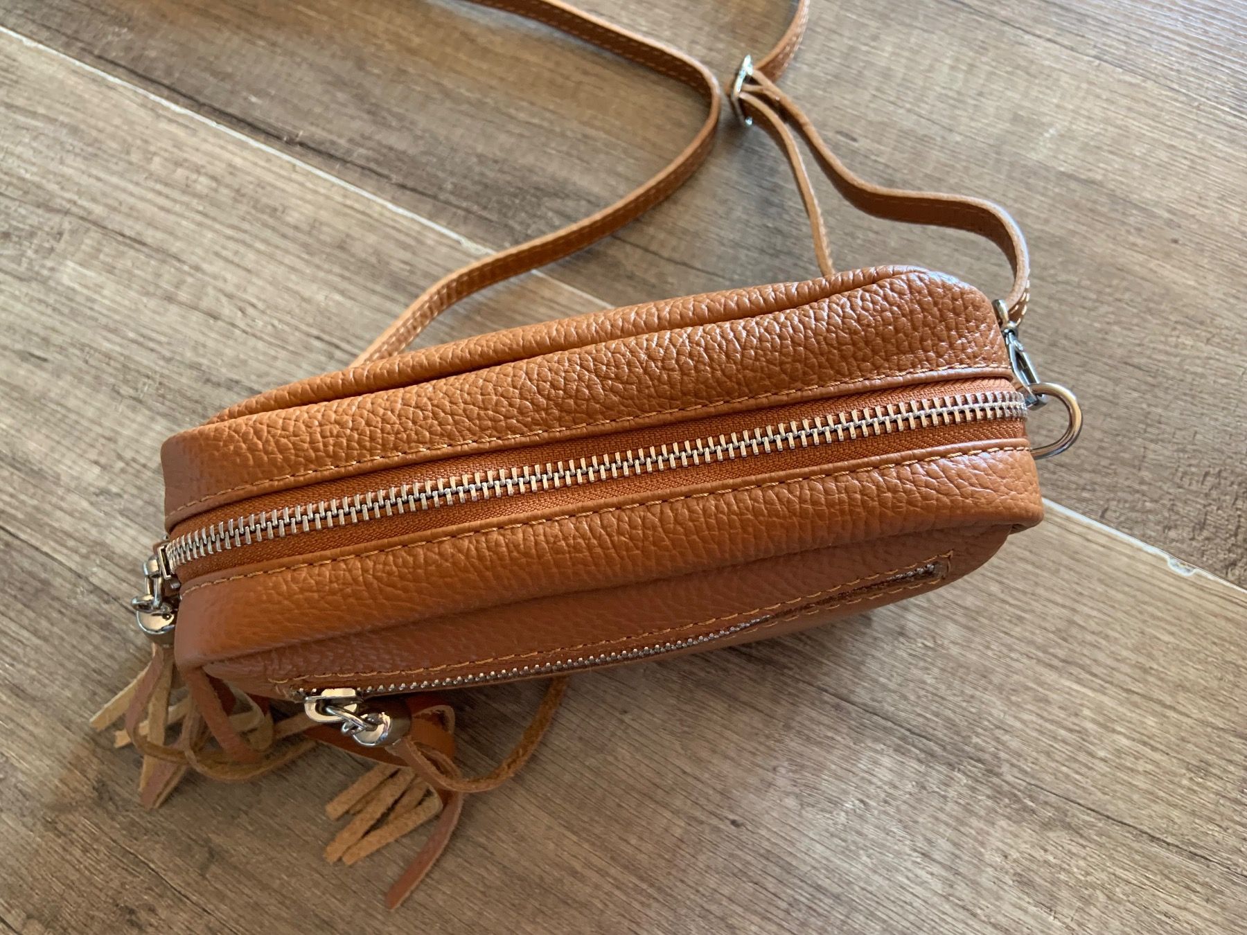 Taschen für Damen: Echtleder Umhängetasche – Neu (gemäss Beschreibung) aus Sigriswil von ck56 3