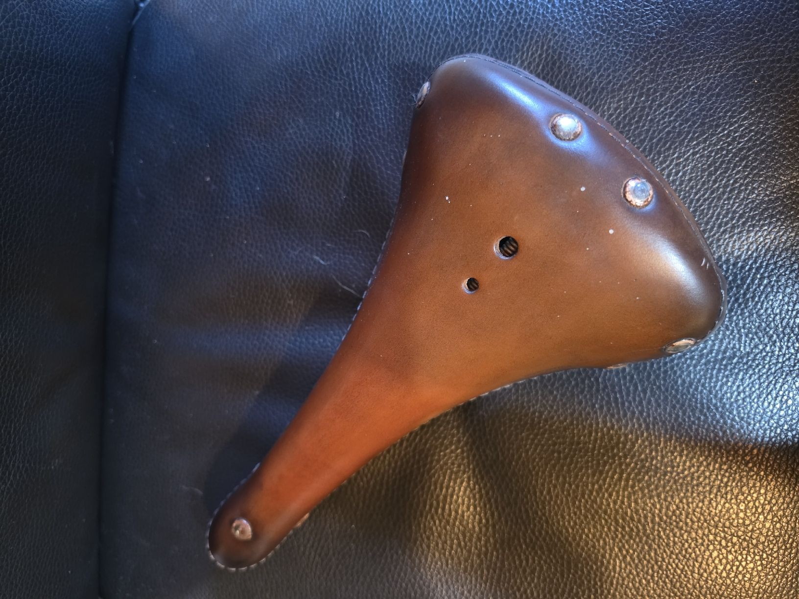Mofa-Ersatzteile: Sattel Leder Vintage – Neu (gemäss Beschreibung) aus Weier im Emmental von Nice80