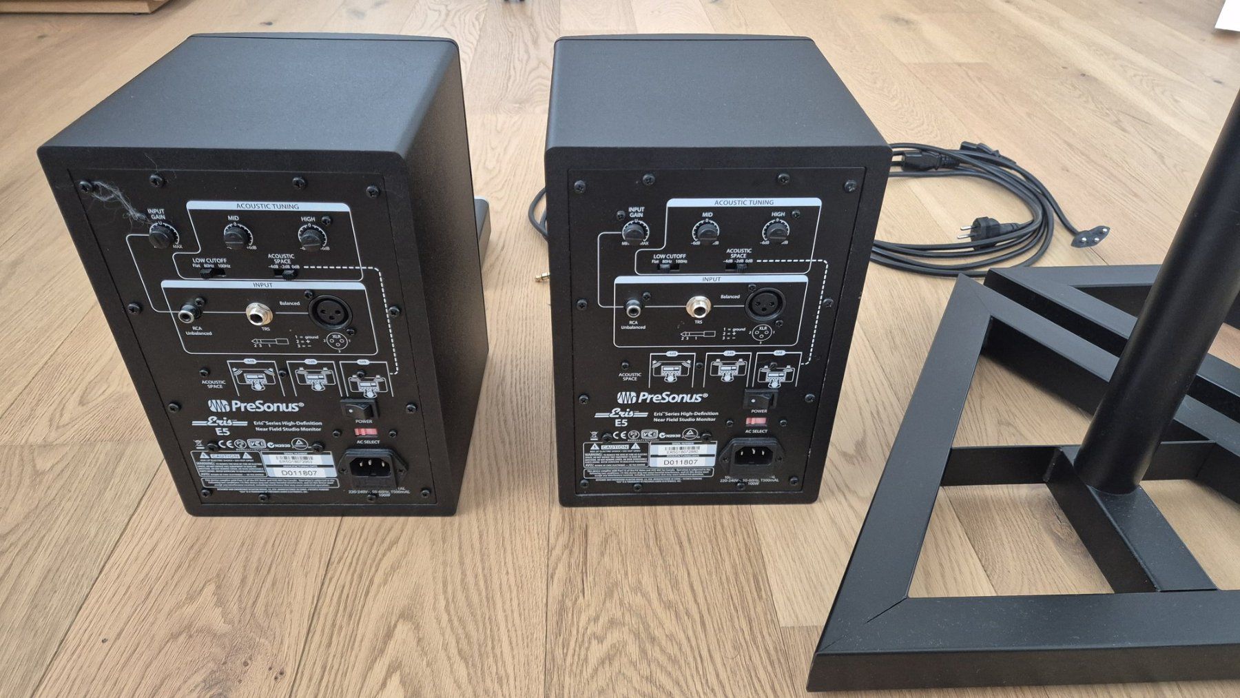 PreSonus Lautsprecher: PreSonus Eris E5 Studiomonitore Paar + Ständer + UMC22 – Gebraucht aus Baden von Stylz91 4