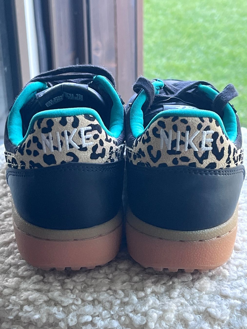 Nike Scarpe da donna: Nike Field General Schwarz Damen – Nuovo e nell'imballaggio originale da Wohlenschwil venduto da SimoneACH 1
