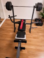 Hantelbank und Fitnessgeräte in gutem Zustand