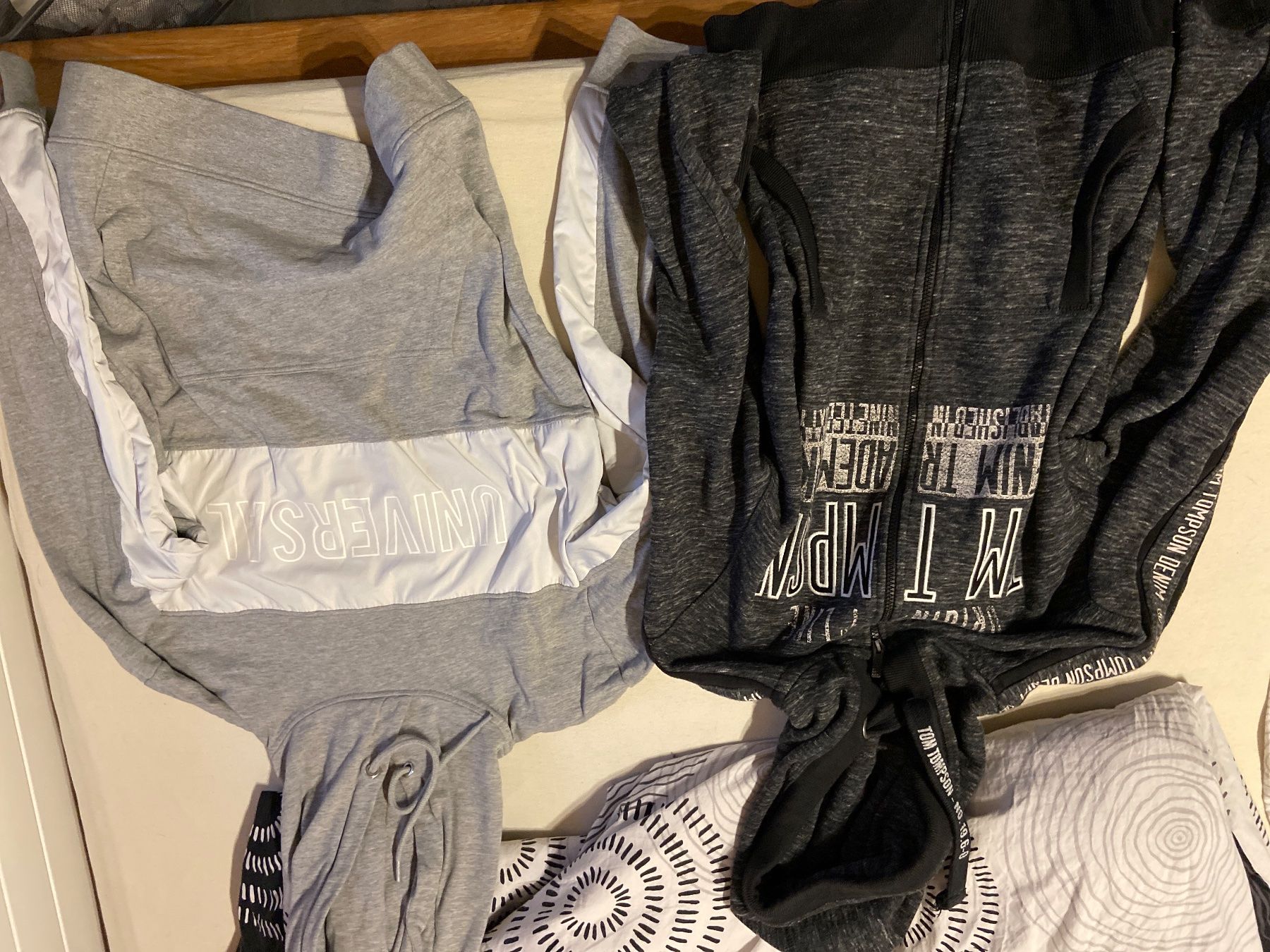 Manor Maglioni & Felpe: Pullover / Sweatjacke 2er Set – Usato da Bauma venduto da eis_s7dh