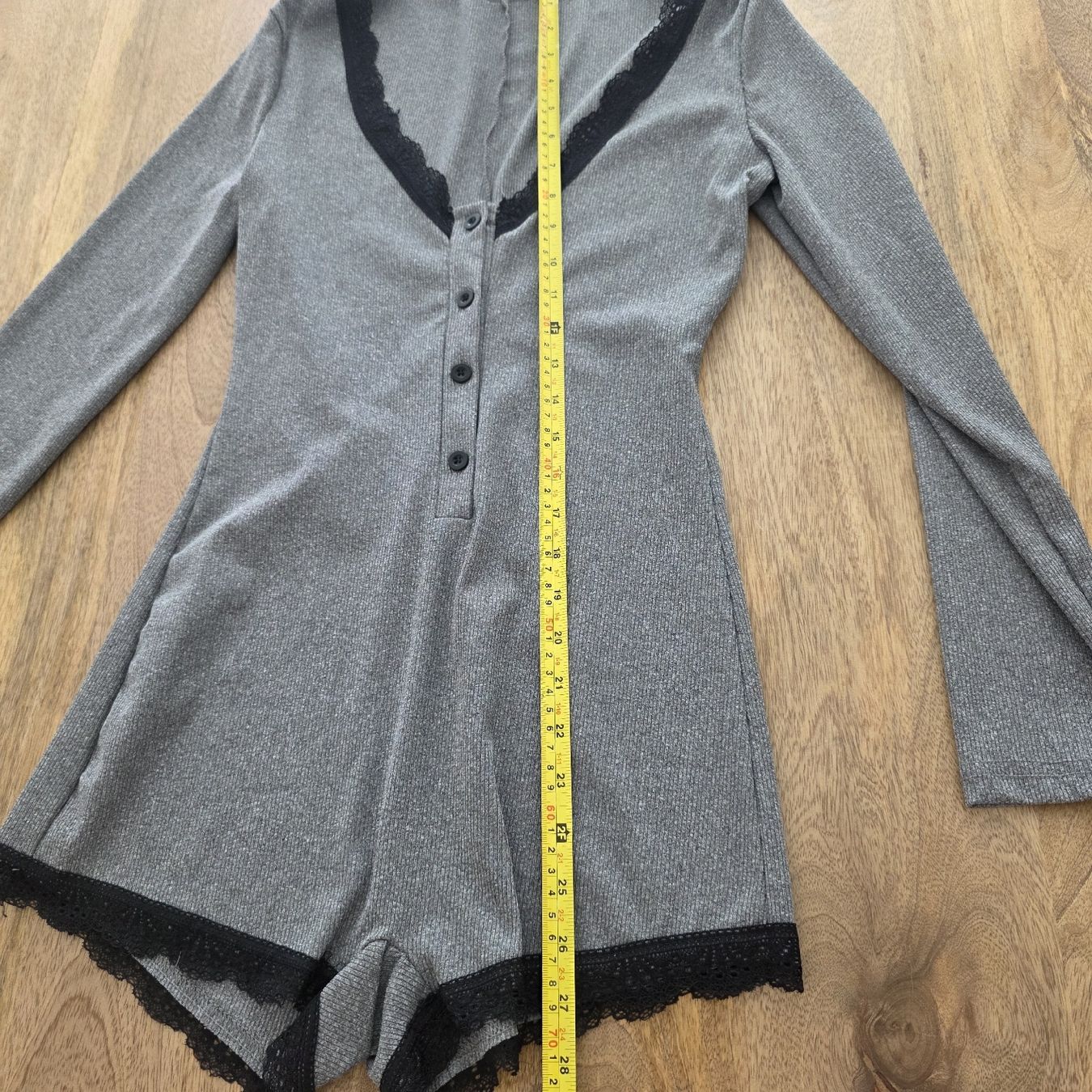 Negligees & Pigiami:  Pyjama mit Spitze, Grösse M, neu – Nuovo (secondo la descrizione) da Rheinsulz venduto da Gilea 2