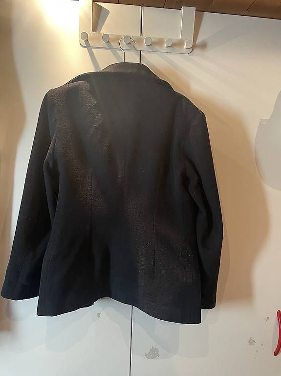 Jacken: Navy blaue Jacke mit Schulter pads – Gebraucht aus Weisslingen von Fiorellin7 1