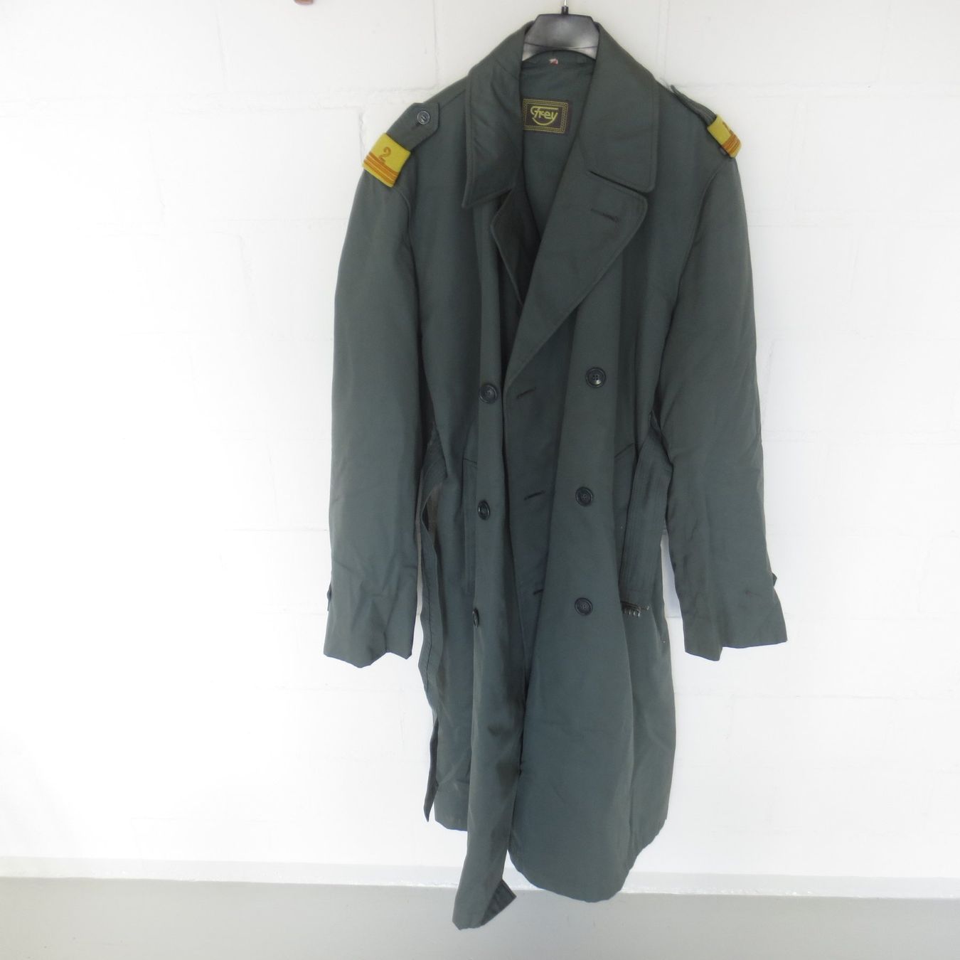 Armée suisse Uniformes: Uniform Mantel Armee Schweiz – D'occasion à Utzenstorf par 3427