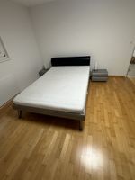 Bett 140 x 200 cm  komplett mit Rost, Matratze und Nachttisc