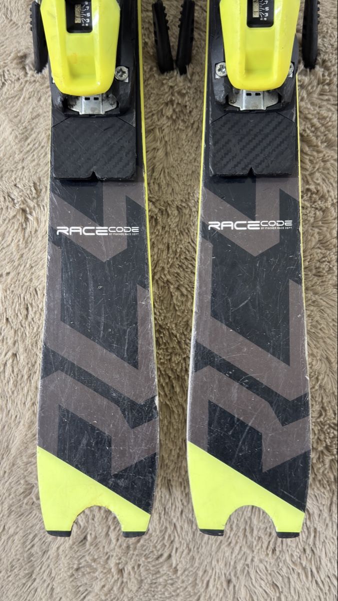 Fischer Sci: Fischer SL Rennski Race Code 130 cm gebraucht – Usato da Dietlikon venduto da kickboxer_999 4
